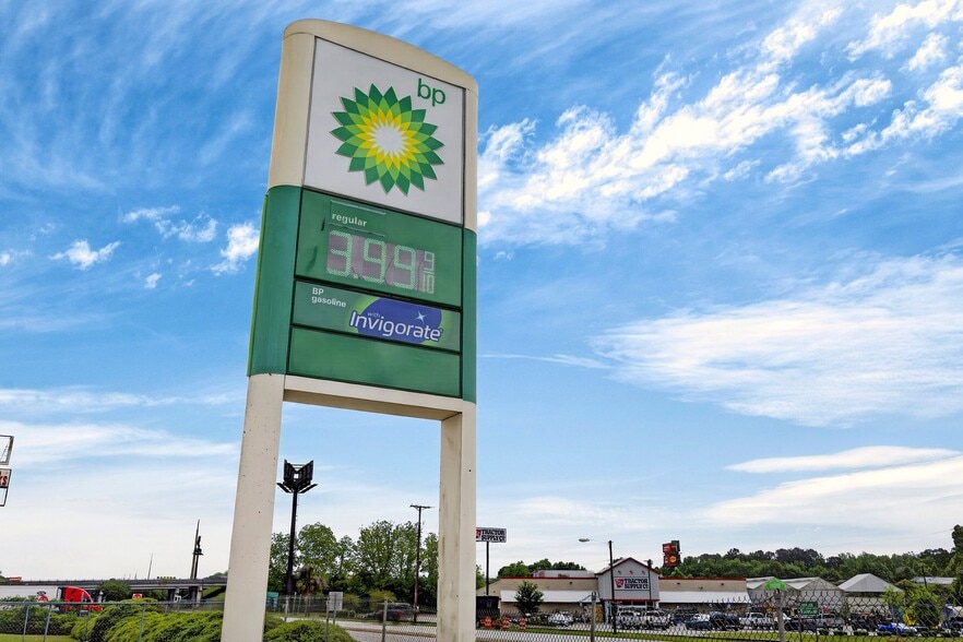 More Photos Of 6118 W Jim Bilton Blvd, Saint George Convenience Store For Sale