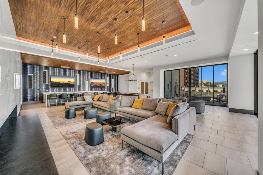 More Photos Of 2801 Sunset Pl, Los Angeles Apartments For Lease