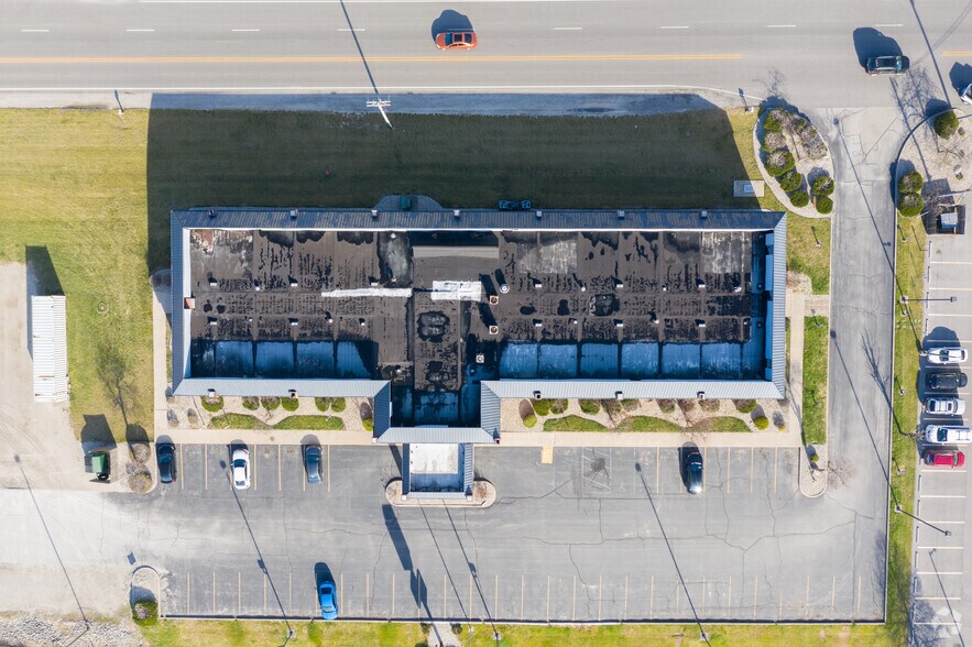 More Photos Of 235 Frontage Rd, Columbia City Hotel For Sale