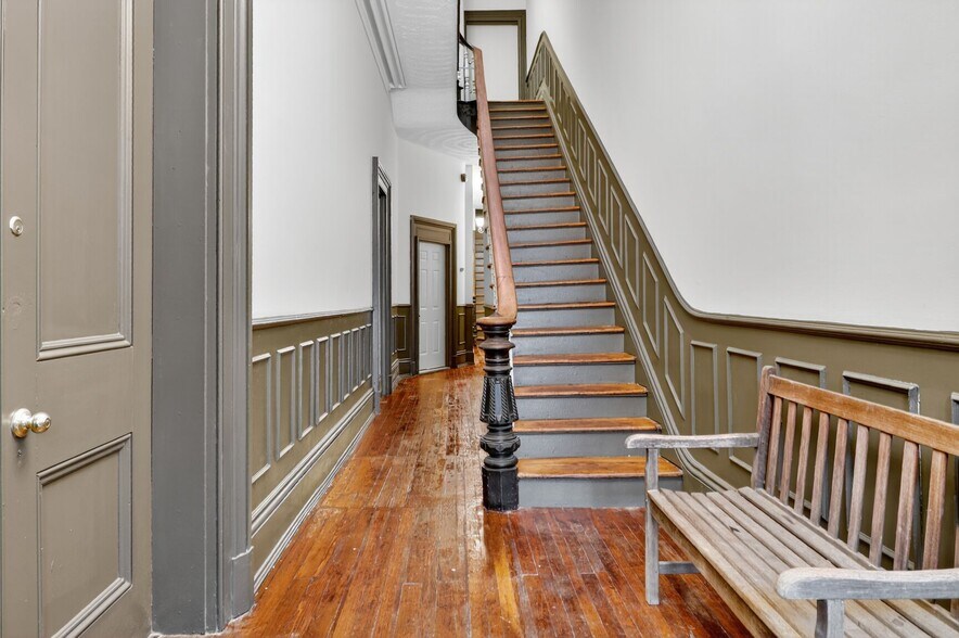 More Photos Of 1404 Madison Ave, Baltimore Apartments For Sale