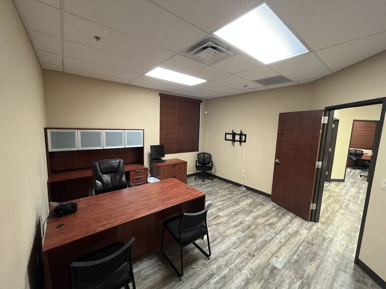 More Photos Of 1350 Jackie Rd SE, Rio Rancho Medical For Sale