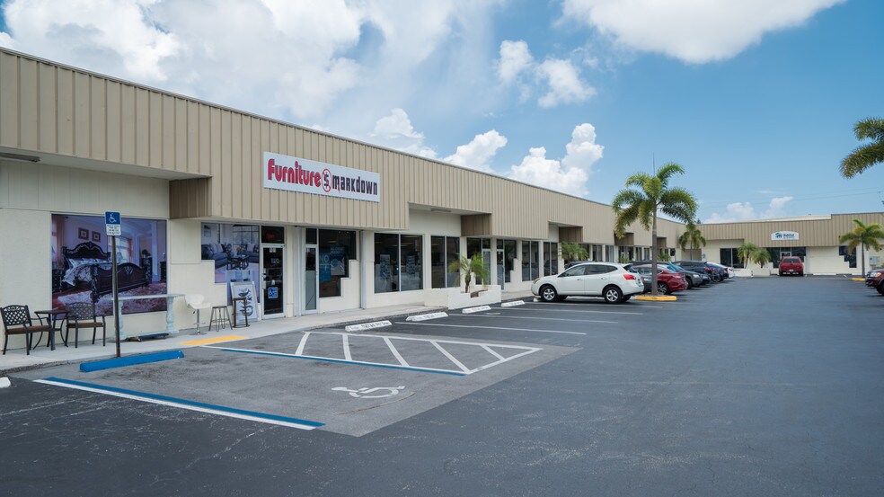 More Photos Of 6758 N Military Trl, West Palm Beach Unknown For Lease