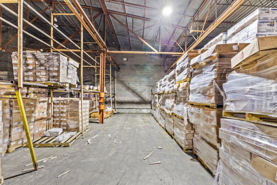 More Photos Of 1601 E 4th Ave, El Paso Industrial For Sale