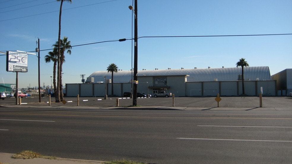 Primary Photo Of 3839 W Indian School Rd, Phoenix Warehouse For Lease