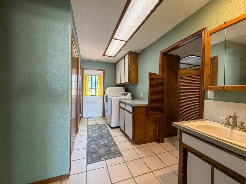 More Photos Of 1115 N Cleveland St, Enid Land For Sale