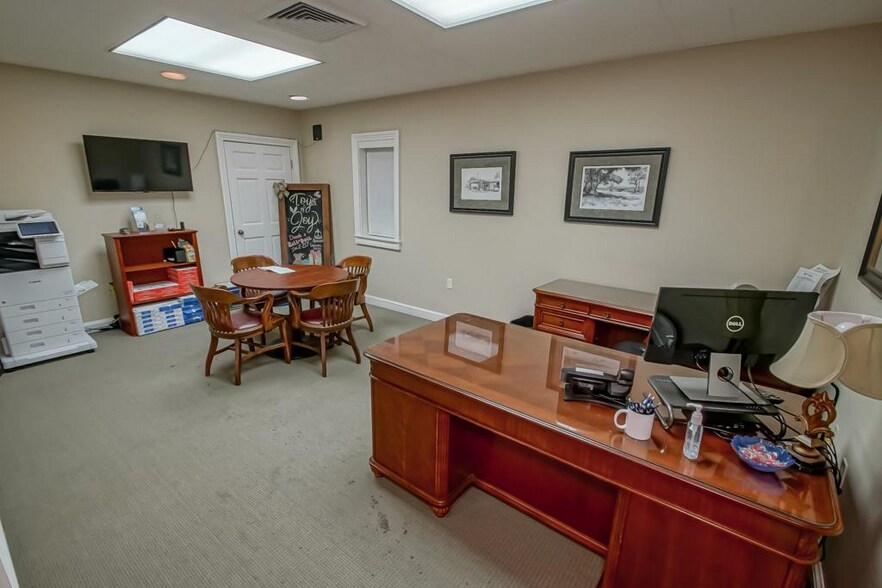 More Photos Of 200 Gause Blvd, Slidell Office For Sale