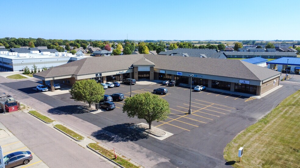 More Photos Of 220 S Cliff Ave, Harrisburg Storefront Retail Office For Lease