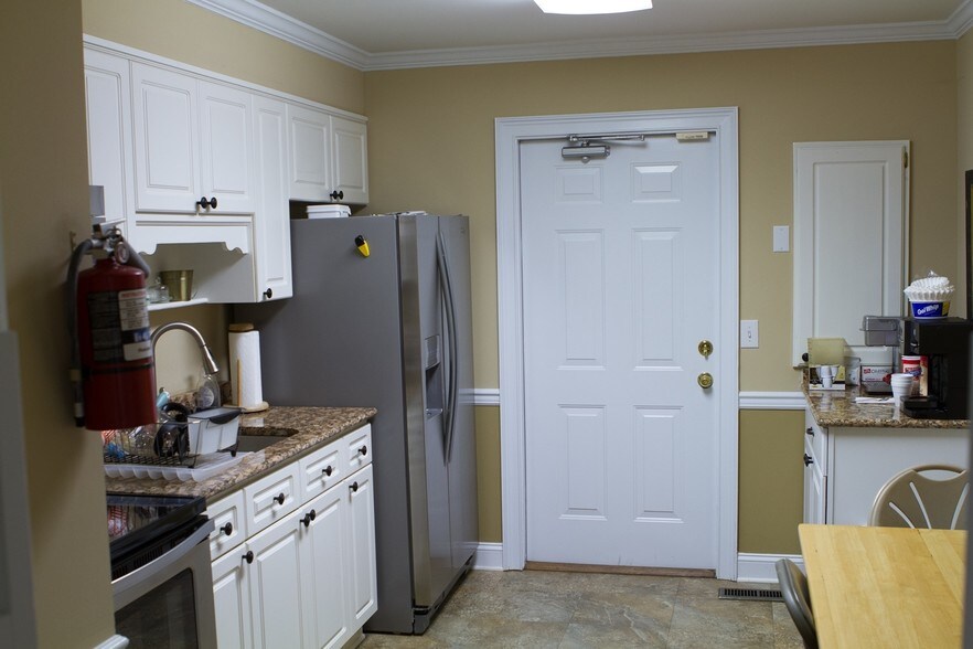 More Photos Of 1313 Alford Ave, Birmingham Office For Sale