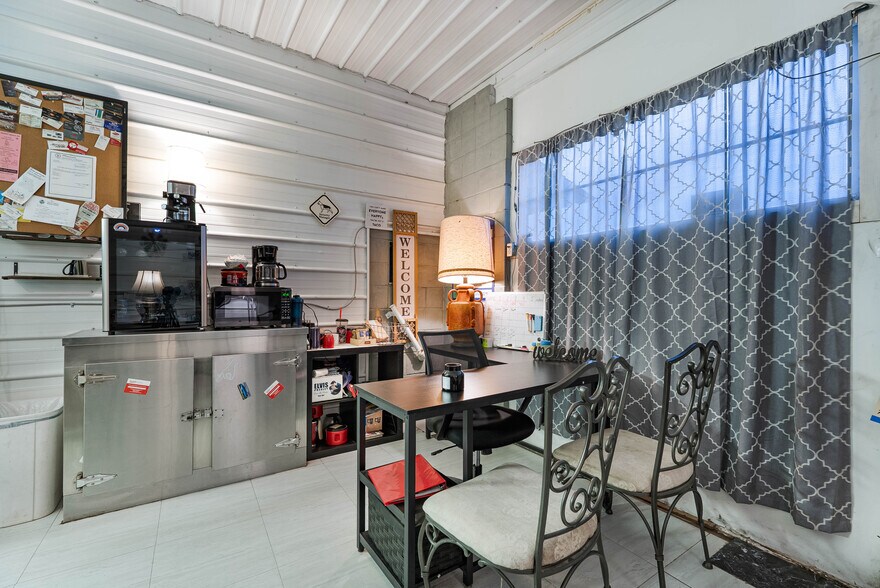 More Photos Of 306 W Front St, La Monte Industrial For Sale