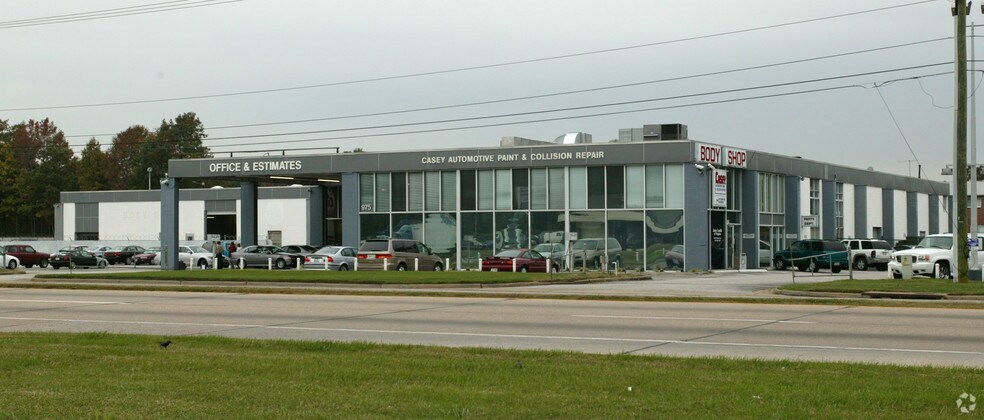 More Photos Of 975 J Clyde Morris Blvd, Newport News Auto Repair For Lease