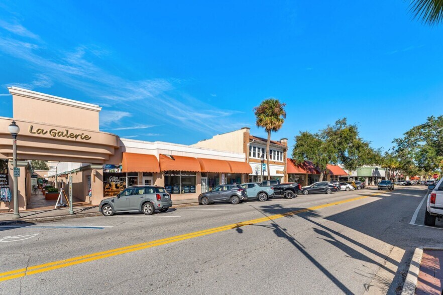 More Photos Of 820 E New Haven Ave, Melbourne Unknown For Lease