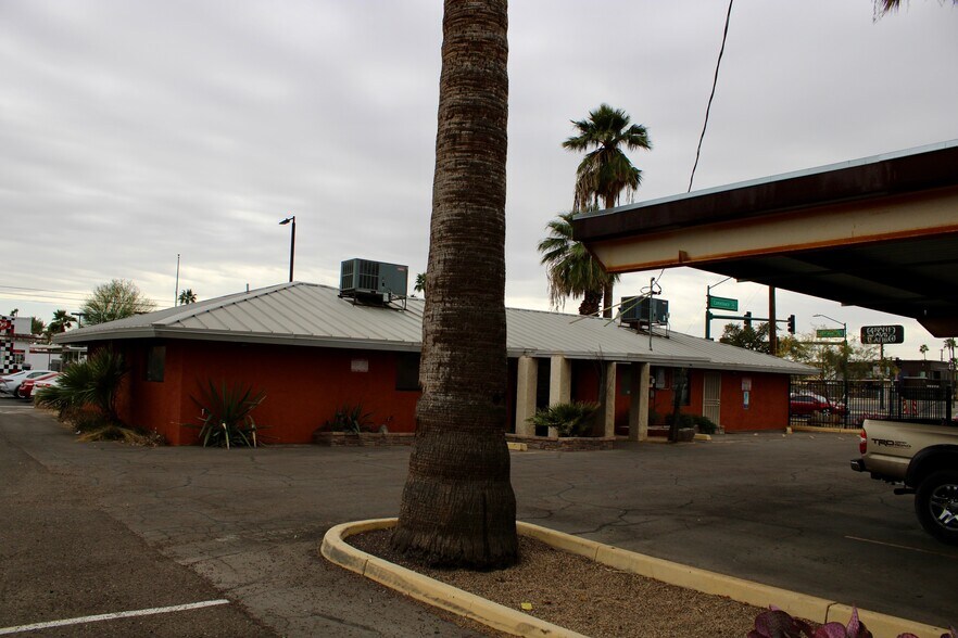 More Photos Of 1422 W Camelback Rd, Phoenix Medical For Sale