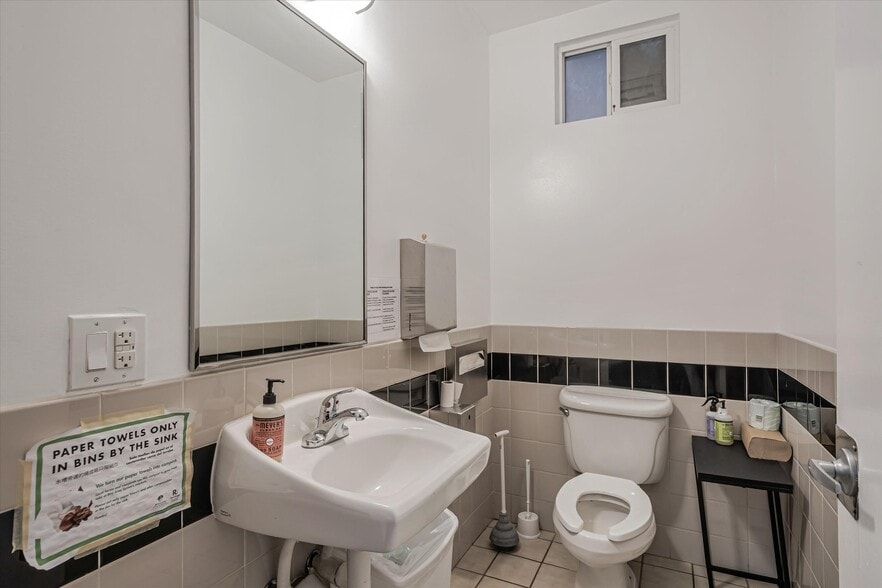 More Photos Of 34-38 Mason St, San Francisco Loft Creative Space For Sale