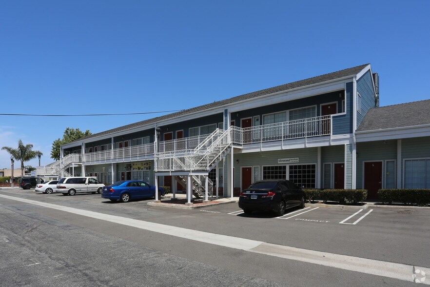 More Photos Of 777 W 19th St, Costa Mesa Coworking Space