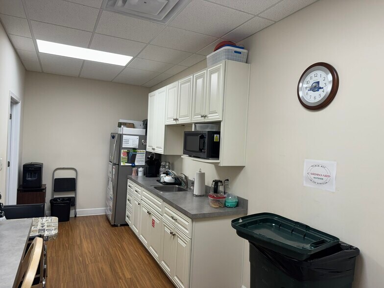 More Photos Of 470 S Wickham Rd, West Melbourne Medical For Lease