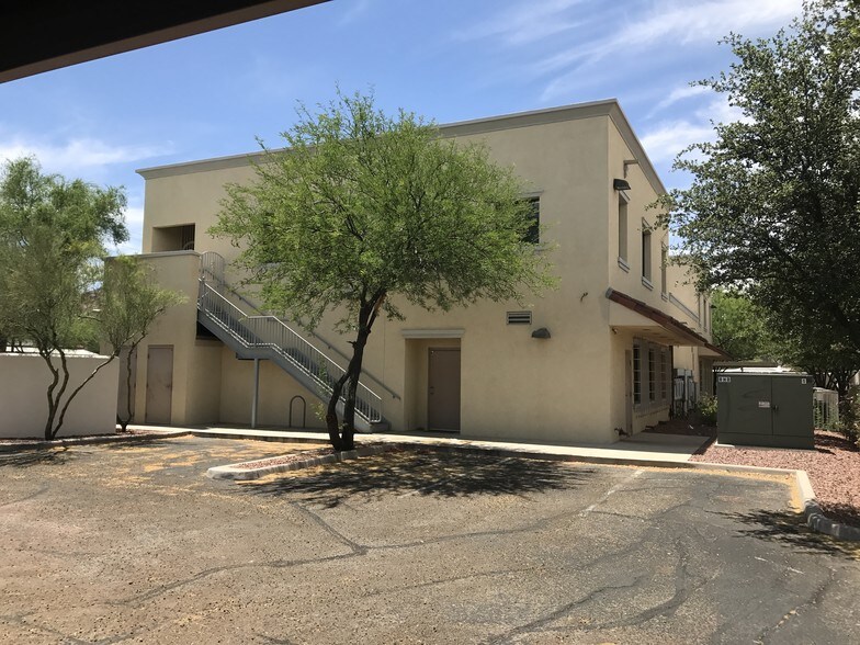 More Photos Of 1310 W St Marys Rd, Tucson Medical For Lease