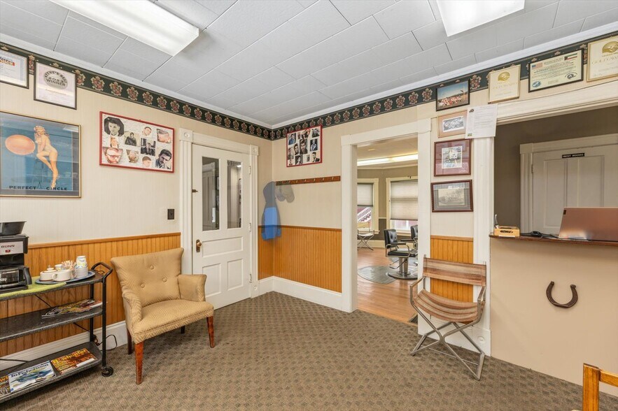 More Photos Of 32 Park Ave, Keene Office For Sale