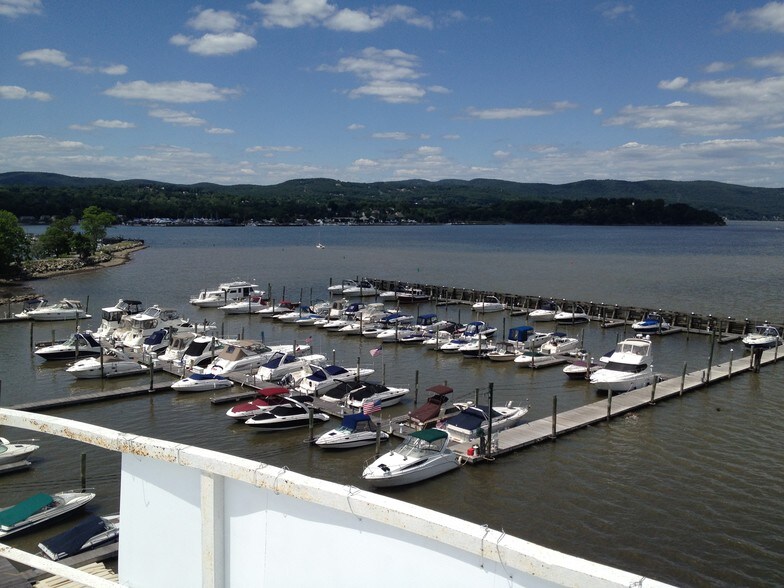 More Photos Of 23 Grassy Point Rd, Stony Point Contractor Storage Yard For Sale