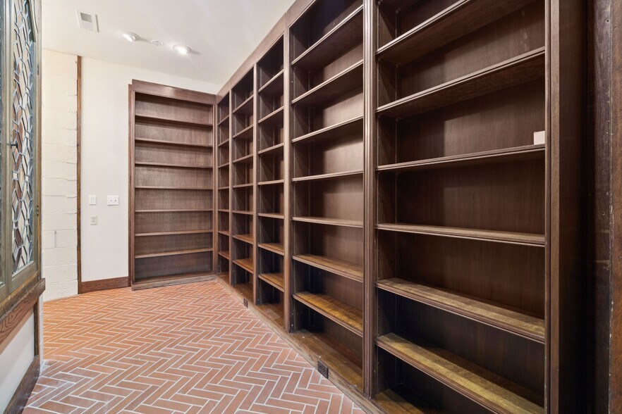 More Photos Of 1374 Peter Pond Rd, Ashland City Lodge Meeting Hall For Sale