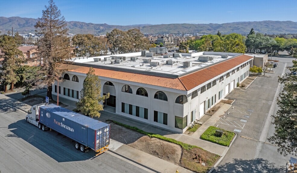 More Photos Of 2350 Harris Way, San Jose Research And Development For Lease
