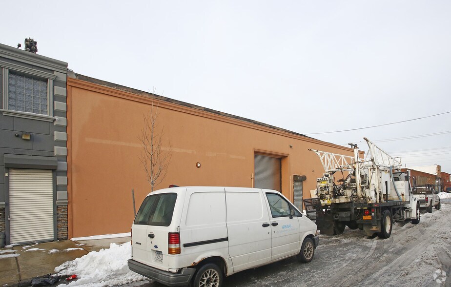More Photos Of 634 Berriman St, Brooklyn Warehouse For Lease