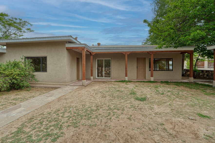 More Photos Of 720-724 School St, Espanola Apartments For Sale