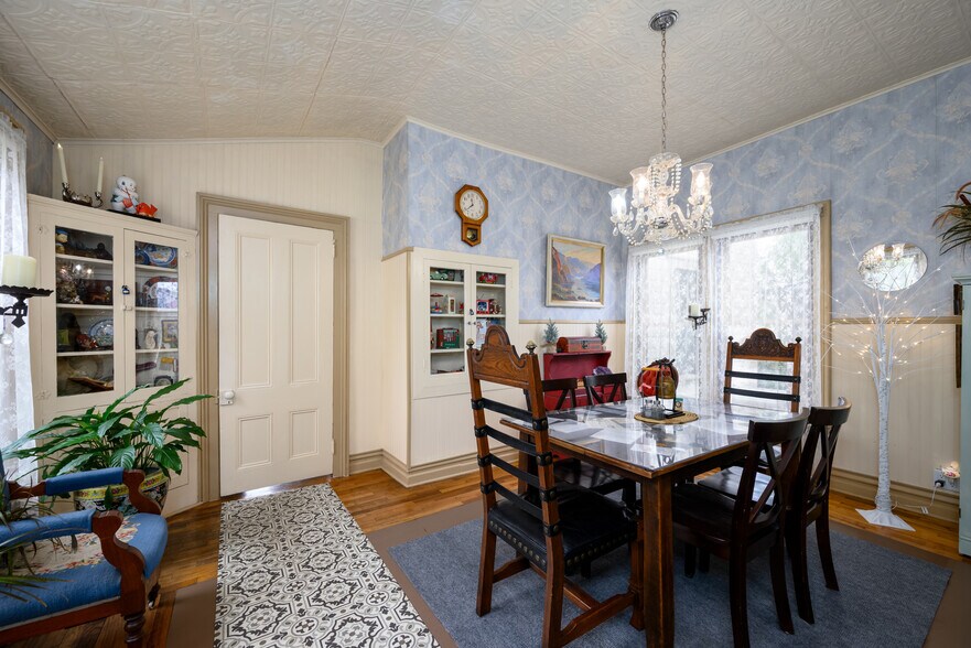 More Photos Of 236 SE Stephens St, Roseburg Hospitality For Sale