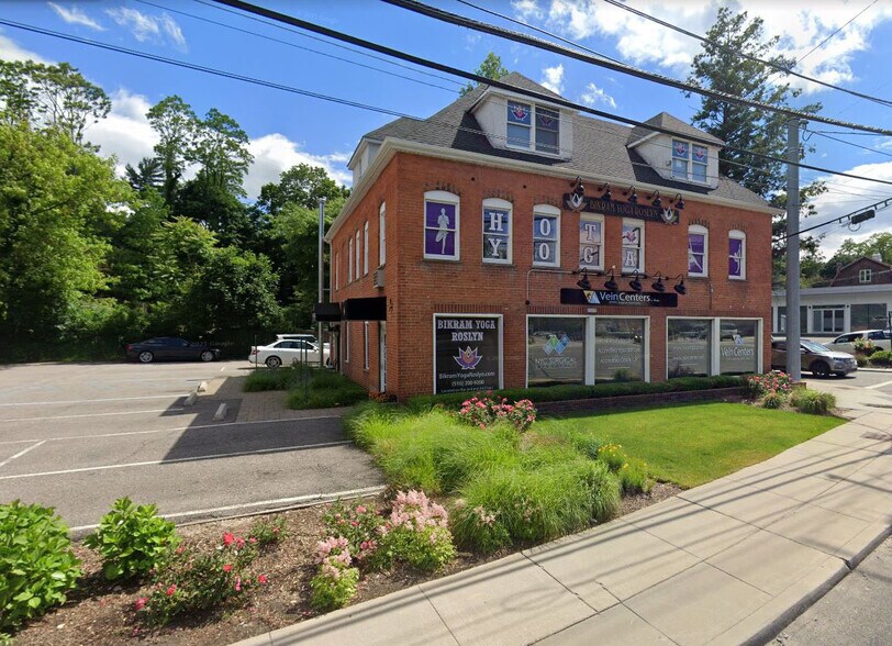 More Photos Of 1062 Northern Blvd, Roslyn Office For Lease