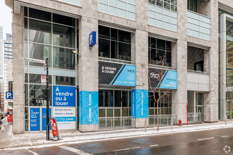 More Photos Of 1211-1235 Boul Robert-Bourassa, Montréal Apartments For Lease
