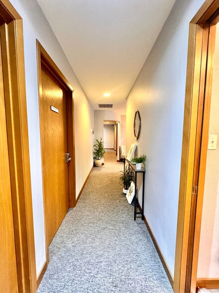 More Photos Of 1800 Cooper Point Rd SW, Olympia Office For Sale