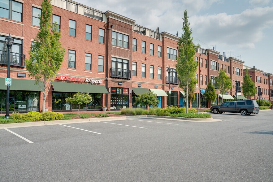 More Photos Of 200-225 Crescent Station Terr, Leesburg Apartments For Sale