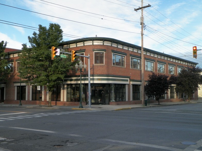 More Photos Of 101 S Queen St, Martinsburg Office For Sale