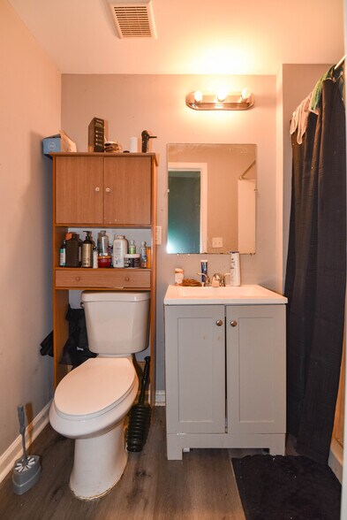 More Photos Of 128 S Philadelphia Blvd, Aberdeen Apartments For Sale