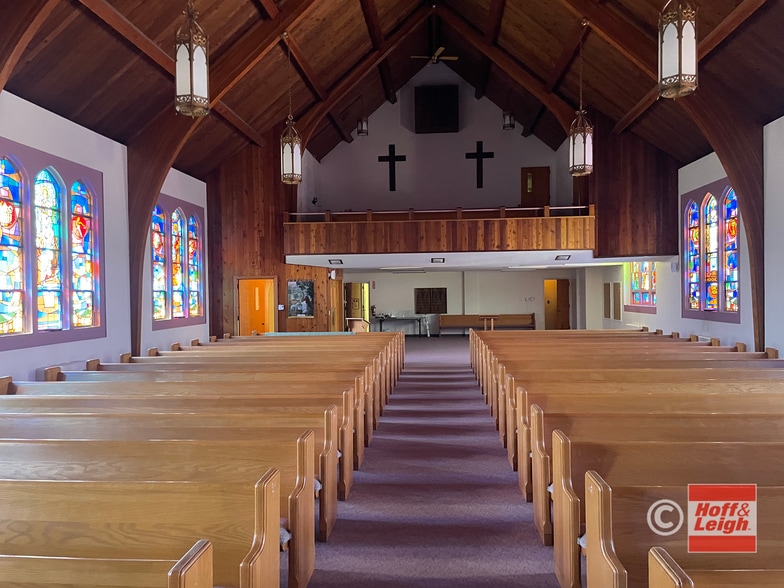 More Photos Of 126 W Indiana Ave, Sebring Religious Facility For Sale