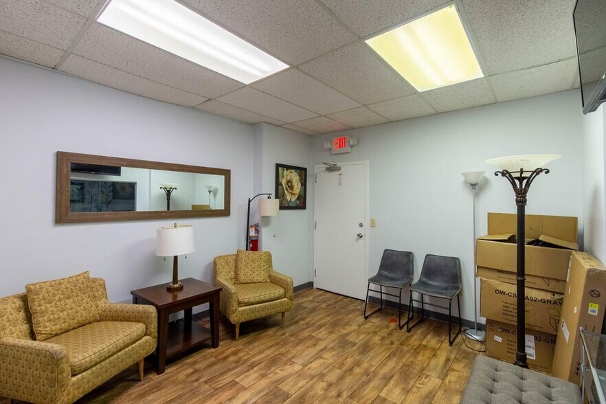 More Photos Of 6801 Lake Worth Rd, Greenacres Medical For Sale