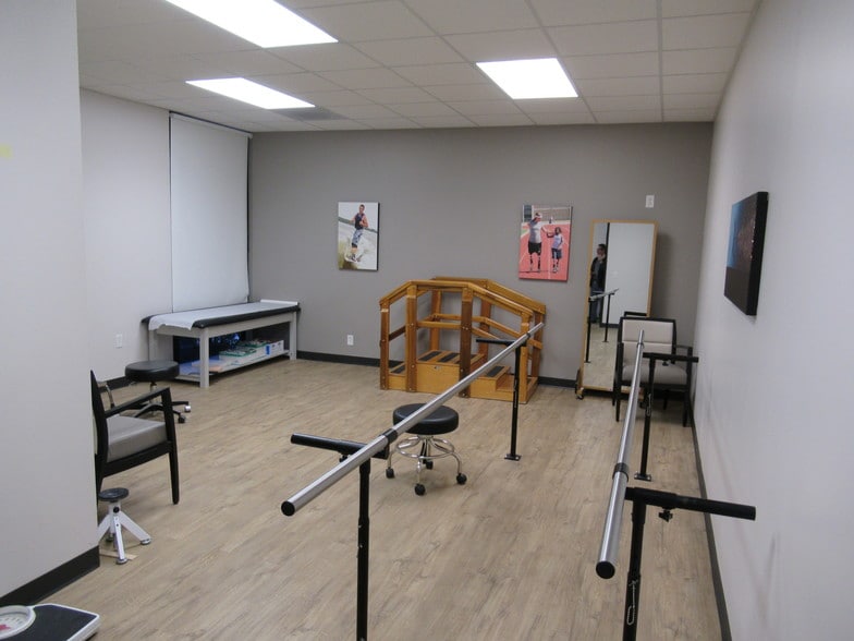 More Photos Of 11155 S Main St, Houston Medical For Lease