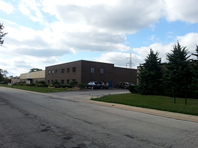 More Photos Of 5520 McDermott Dr, Berkeley Warehouse For Sale