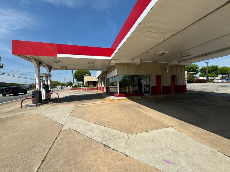 More Photos Of 197 Alps Rd, Athens Service Station For Lease