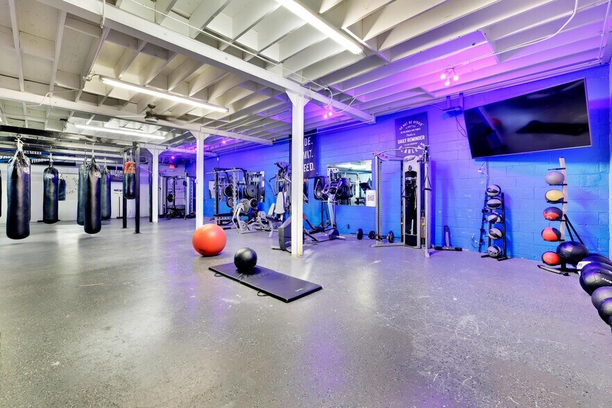 More Photos Of 7955-7959 Broadway, Lemon Grove Storefront For Sale