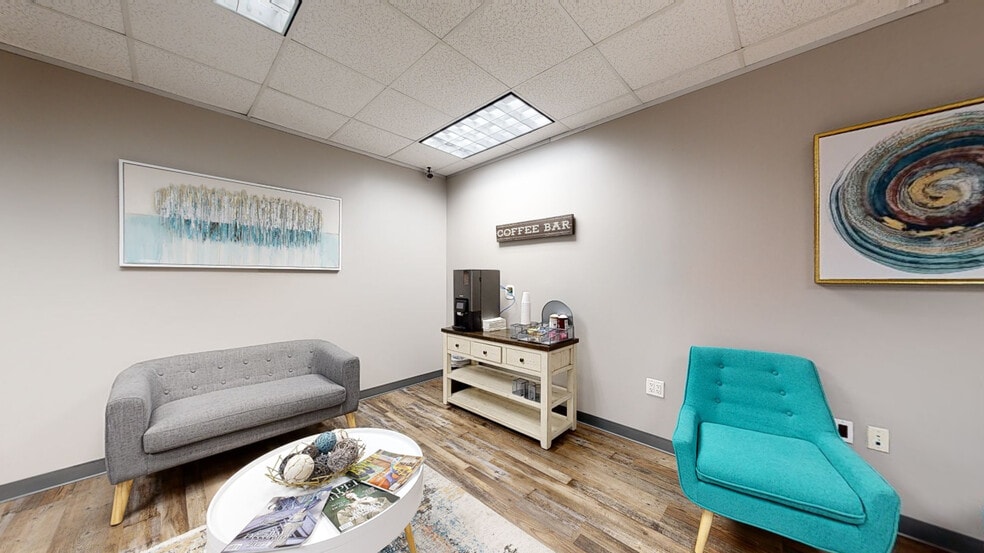 More Photos Of 2500 Wilcrest Dr, Houston Office For Lease