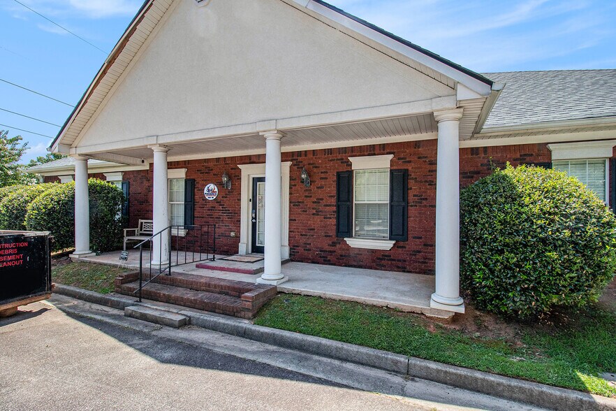 Primary Photo Of 3175 Highway 81 W, Hampton Storefront Retail Office For Lease