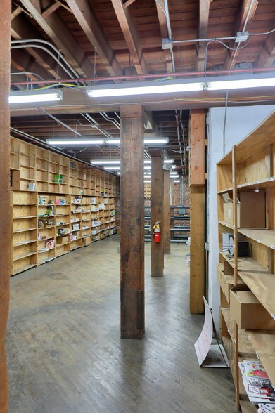 More Photos Of 6155-6165 E Main St, East Petersburg Industrial For Sale