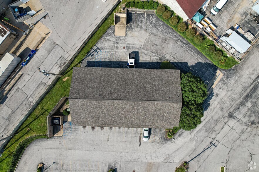 More Photos Of 405-427 Droste Rd, Saint Charles Storefront Retail Office For Lease