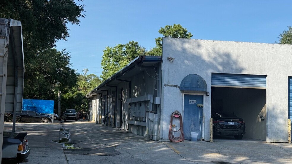 More Photos Of 5508 Benchmark Ln, Sanford Warehouse For Sale