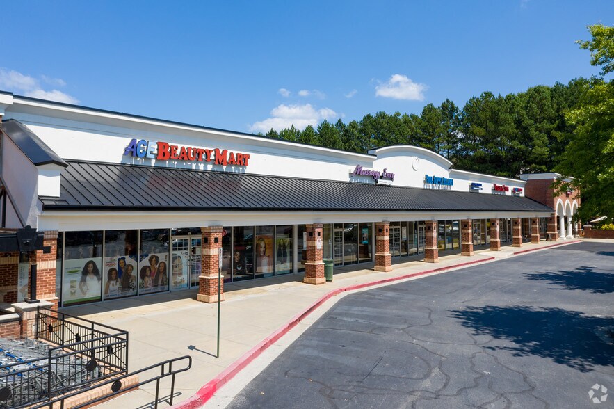 More Photos Of 2300 Holcomb Bridge Rd, Roswell Supermarket For Lease