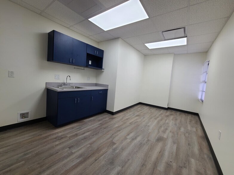 More Photos Of 1715 Eastbay Dr. Largo, Fl 33771, Largo Medical For Lease