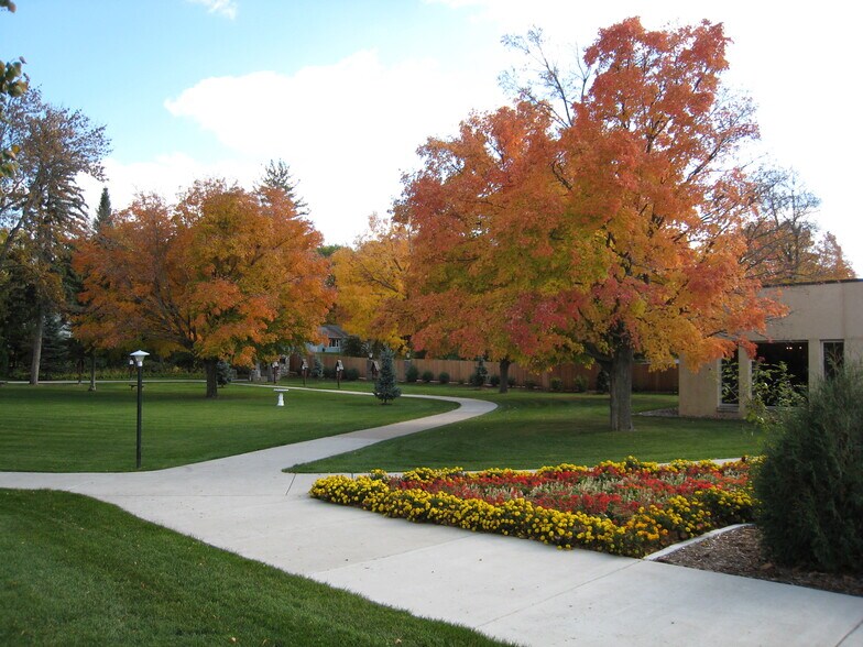 More Photos Of 621 1st Ave S, Buffalo Specialty For Sale