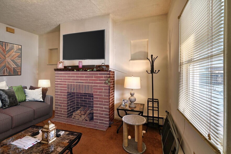 More Photos Of 2926 Christopher Ave, Baltimore Apartments For Sale