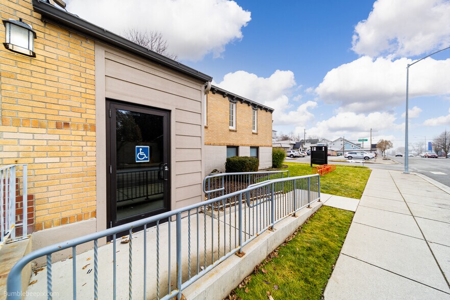 More Photos Of 610 N 4th St, Coeur d'Alene Religious Facility For Lease