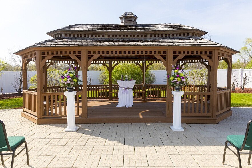 More Photos Of 410 E Us-30 Hwy, Schererville Freestanding For Sale